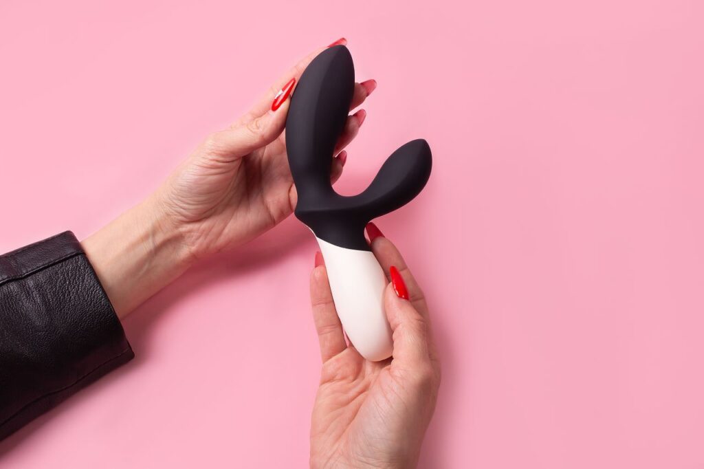 Pokaz wibratora w sex sklepie Kołobrzeg 