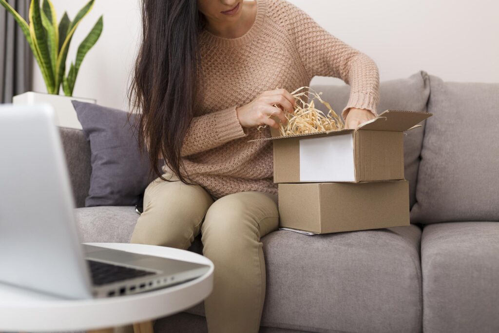 Pani otrzymała dyskretną paczkę z sex sklepu Cieszyn 